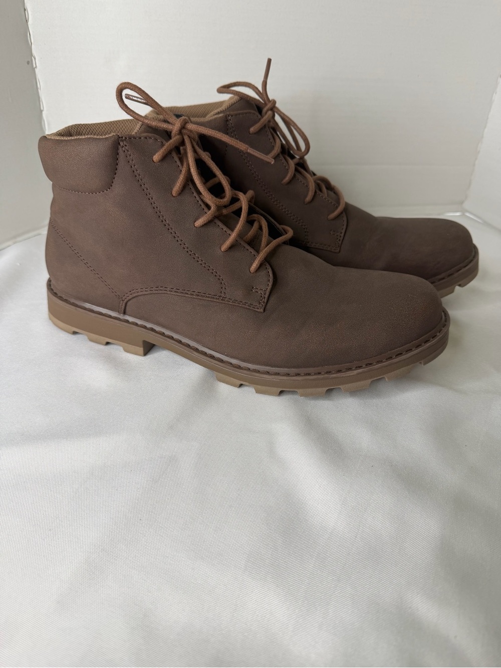 Goodfellow + Co Men's Maynard Brown Chukka Faux Leather Lace-Up Boots Size 10.5